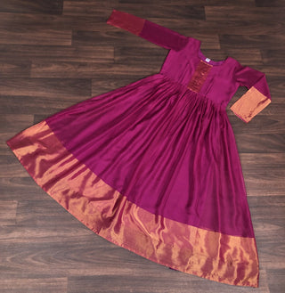 chiffon-gown-with-golden-zari-patta-work-wine-4