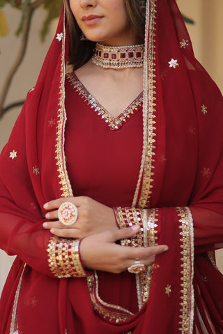 faux-blooming-gown-dupatta-suit-sequins-embroidery-work-color-maroon-4