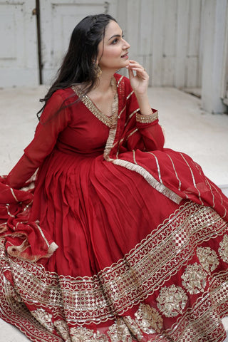 faux-blooming-gown-with-dupatta-sequins-embroidery-work-maroon-2