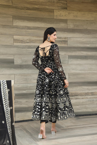 georgette-anarkali-gown-pant-dupatta-with-thread-sequins-embroidery-work-color-black-6