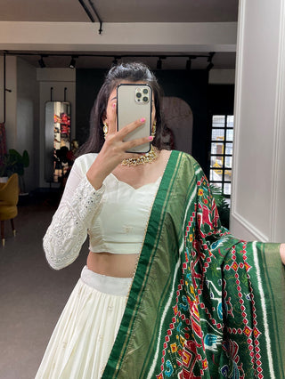 georgette-lehenga-blouse-dupatta-set-with-lucknowi-paper-mirror-work-white-green-2