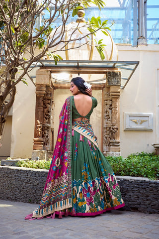 lehenga-choli-dupatta-set-tussar-silk-kalamkari-foil-print-work-color-green-3