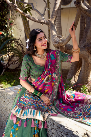 lehenga-choli-dupatta-set-tussar-silk-kalamkari-foil-print-work-color-green-4