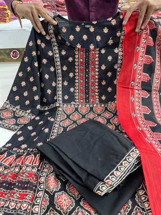 pure-cotton-60-60-top-pant-dupatta-set-with-mill-print-work-color-blackish-2