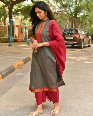 pure-kanchi-cotton-top-pant-dupatta-suit-set-with-jacquard-weaving-prints-hand-zari-weaving-work-color-grey-1