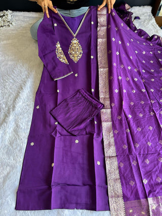 roman-silk-kurti-pant-dupatta-suit-set-with-sequins-embroidery-dori-work-color-purple-5
