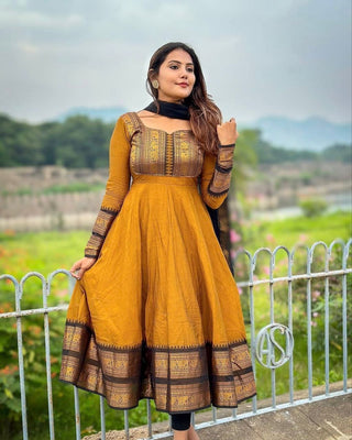 vichitra-silk-gown-dupatta-jacquard-weaving-zari-border-work-color-gold-1