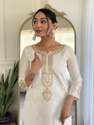 viscose-chanderi-salwar-kameez-dupatta-set-dyable-embroidery-work-color-off-white-3