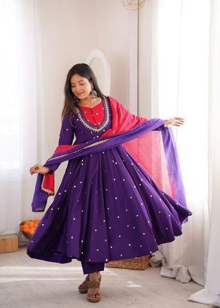 VARMAN DESIGNER ANARKALI GOWN SET FOR WOMEN REAL MIROR WORK WITH EMBROIDERY READY TO WEAR ID : 10464446218522