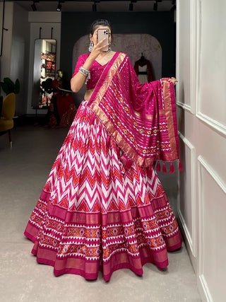 blended-tussar-silk-lehenga-set-with-Leheriya-foil-print-work-pink-1