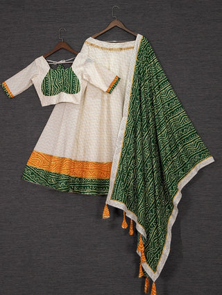 cotton-lehenga-blouse-dupatta-set-with-weaving-design-bandhej-print-border-green