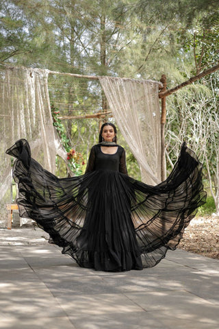 faux-blooming-gown-with-dupatta-embroidery-work-black-4