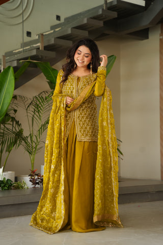 fendy-kurti-sharara-dupatta-set-with-rich-beads-embroidered-work-color-gold-1
