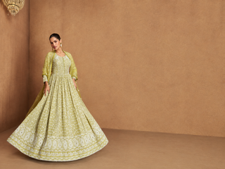 GULKAYRA ROYAL DESIGNER  GREEN GEORGETTE  STYLISH LEHENGA SUIT WITH NET DUPATTA