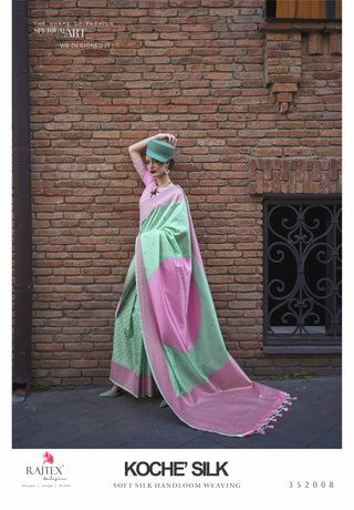 handloom-weaving-silk-sarees-color-green-pink-1