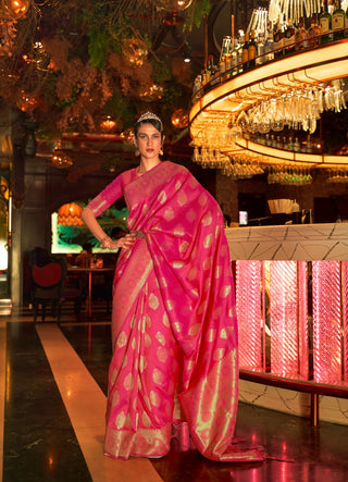 handloom-weaving-silk-sarees-color-pink