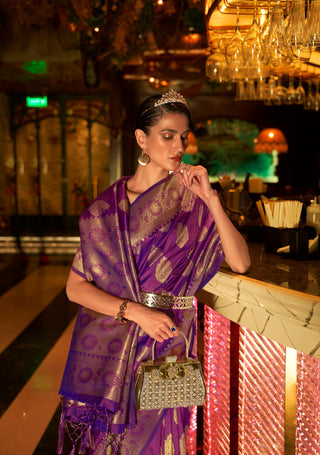 handloom-weaving-silk-sarees-color-purple