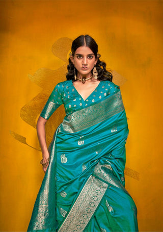 handloom-weaving-silk-sarees-with-brocade-blouse-color-blue-2