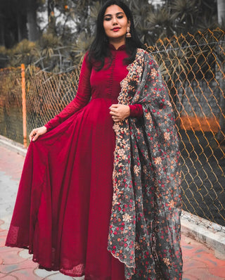 indian-women-gown-georgette-maxi-embroidery-dupatta-red