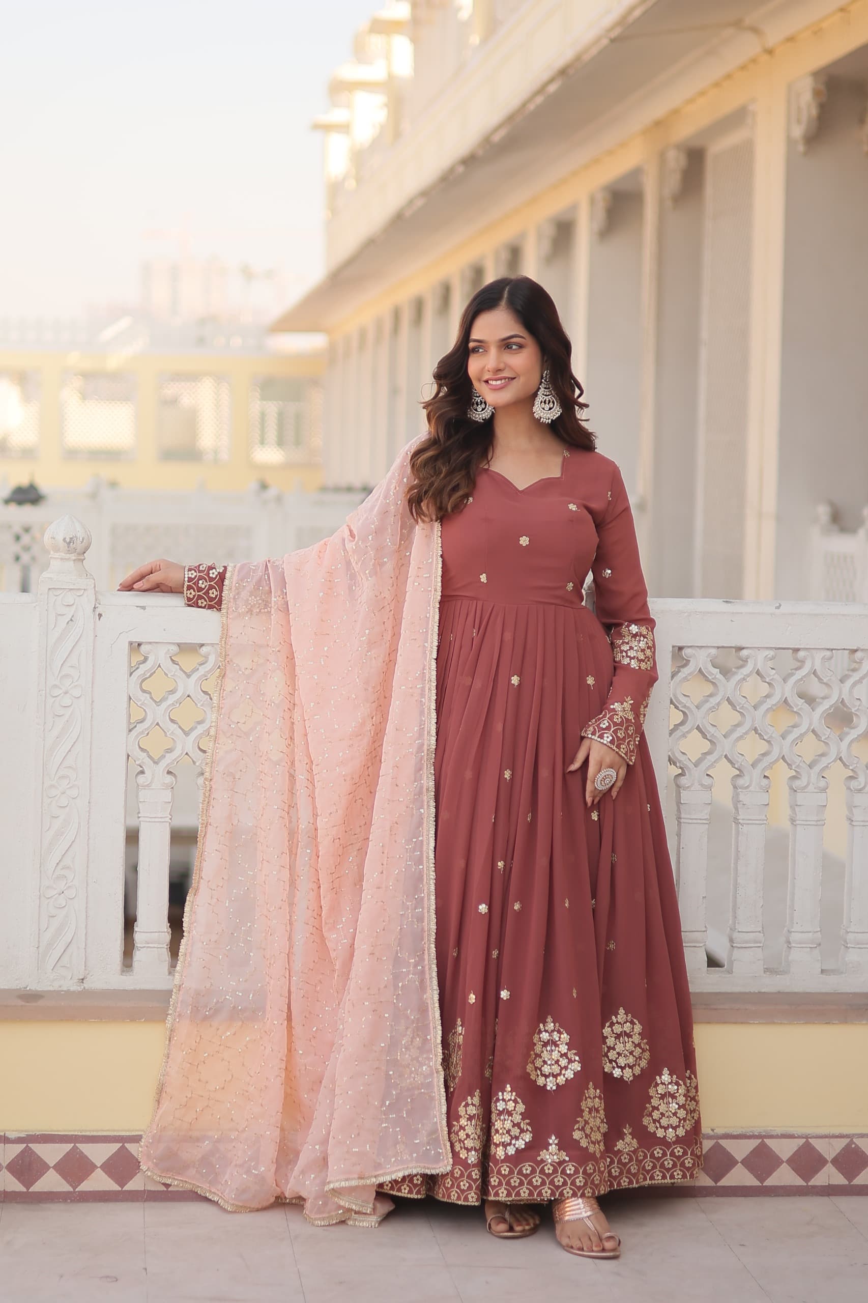 formal dress for women indian Latest 32 Indian Formal Wear For ladies For Office (2022)