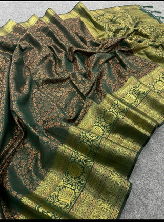 kanchivaram-saree-with-copper-zari-work-color-green-3