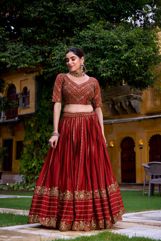 lehenga- choli-dupatta-set-rangoli-crush-sequins-thread-embroidery-work-color-red-4