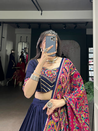 lehenga-choli-dupatta-set-tasar-silk-gamthi-print-embossed-design-gotta-patti-lace-color-navy-blue-3