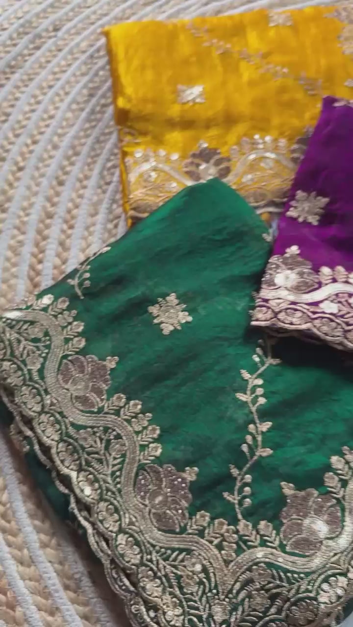 soft-silk-sarees-all-over-golden-floral-motifs-zari-border-2