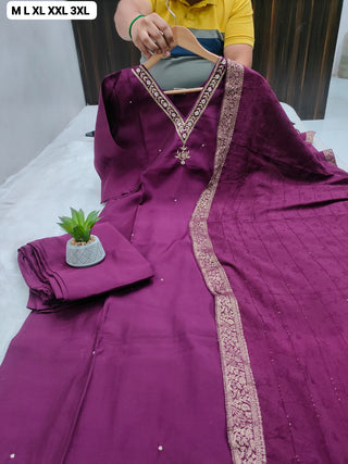 silk-kurti-pant-dupatta-set-with-embroidery-work-color-raspberry