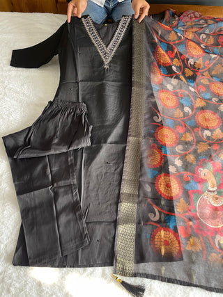 silk-kurti-pant-dupatta-set-with-hand-embroidery-digital-print-work-color-black