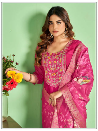 silk-salwar-kameez-dupatta-set-with-heavy-embroidery-quarding-neck-lace-work-color-magenta-2