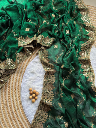 soft-silk-sarees-all-over-golden-floral-motifs-zari-border-color-green-5