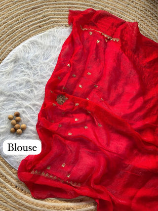 soft-silk-sarees-all-over-golden-floral-motifs-zari-border-color-red-5