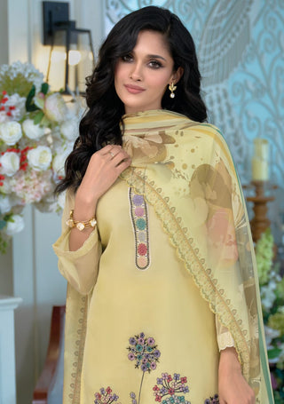 zaveri-larisa-soft-organza-kurti-pant-dupatta-set-with-embroidery-digital-print-work-color-yellow-3